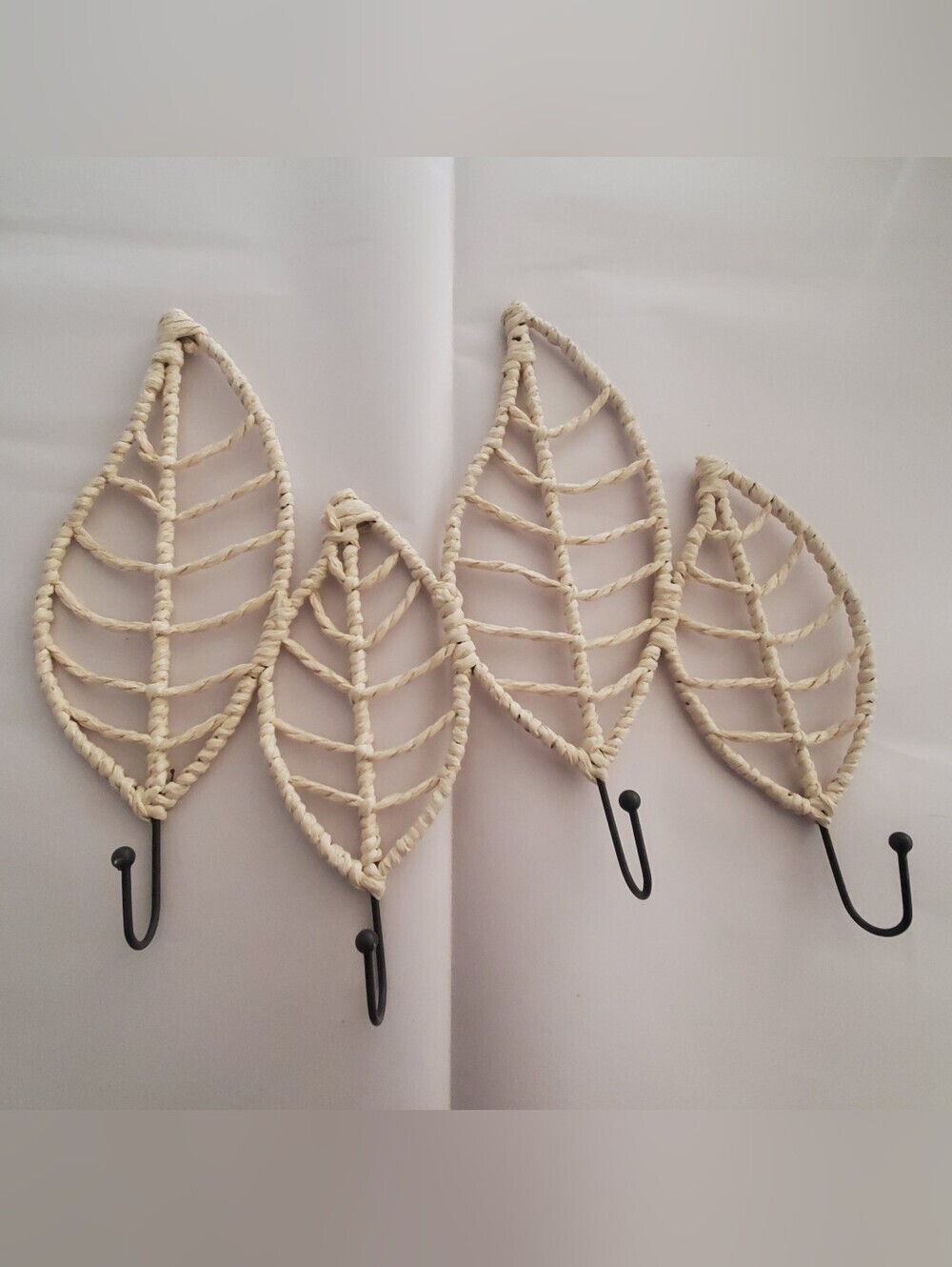 Leaf Straw Metal Wall Hanger . 4 Hooks. Boho Deco